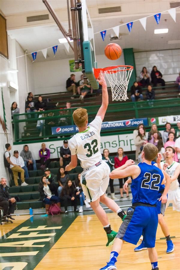 Basketball 